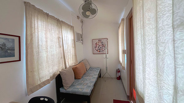 Room size: 1.8 x 3.3 meters. <br>The use of Air Conditioner is PHP 300.00 per hour.